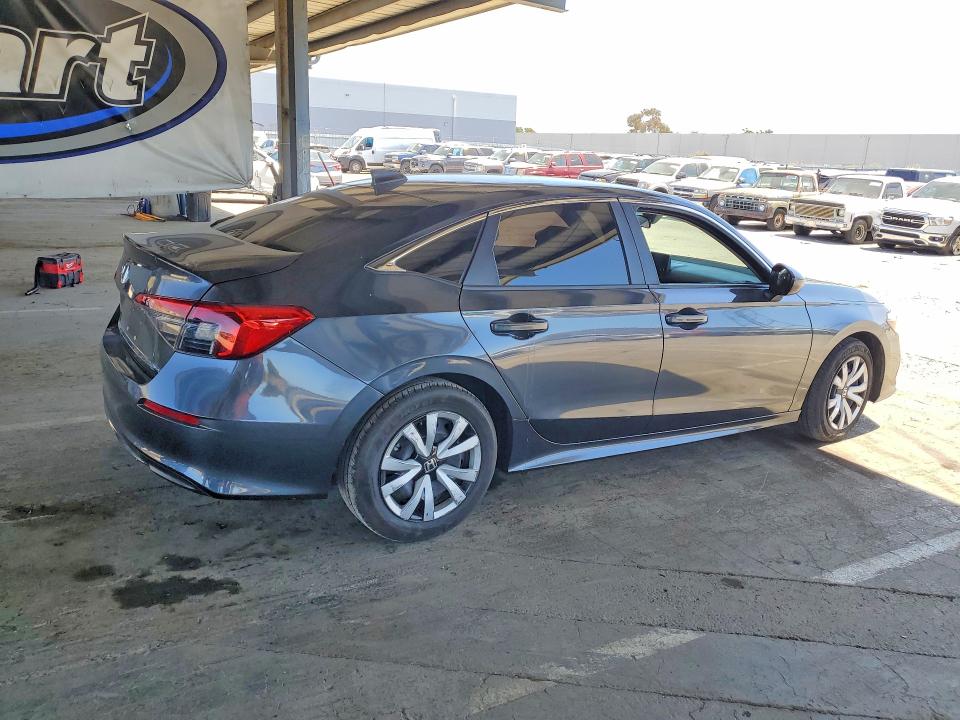 Photo 3 from auction – 2024 HONDA CIVIC with VIN 2HGFE2F27RH588764