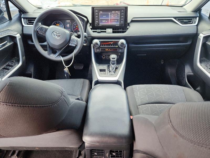 Photo 8 from auction – 2020 TOYOTA RAV4 with VIN 2T3W1RFV2LC066078