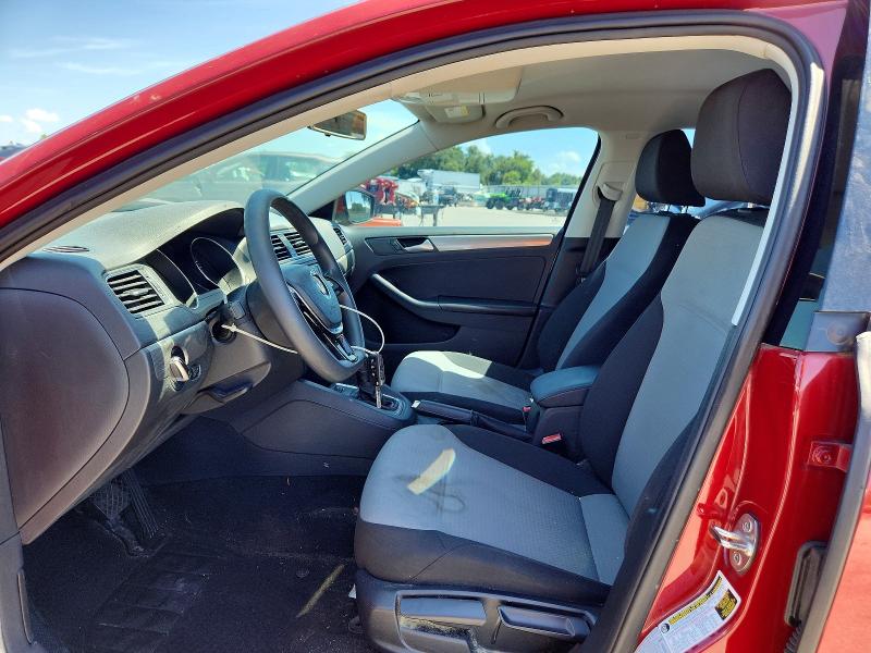 Photo 7 from auction – 2017 VOLKSWAGEN JETTA with VIN 3VW2B7AJ5HM396743