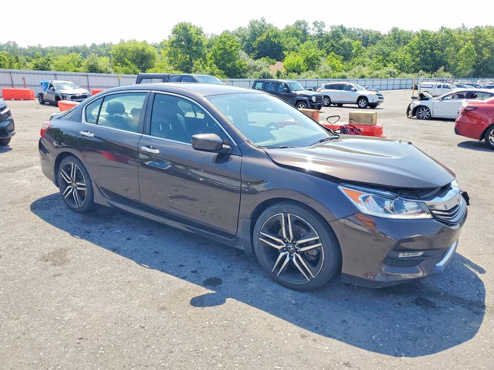 Photo 4 from auction – 2016 HONDA ACCORD with VIN 1HGCR2F52GA177933