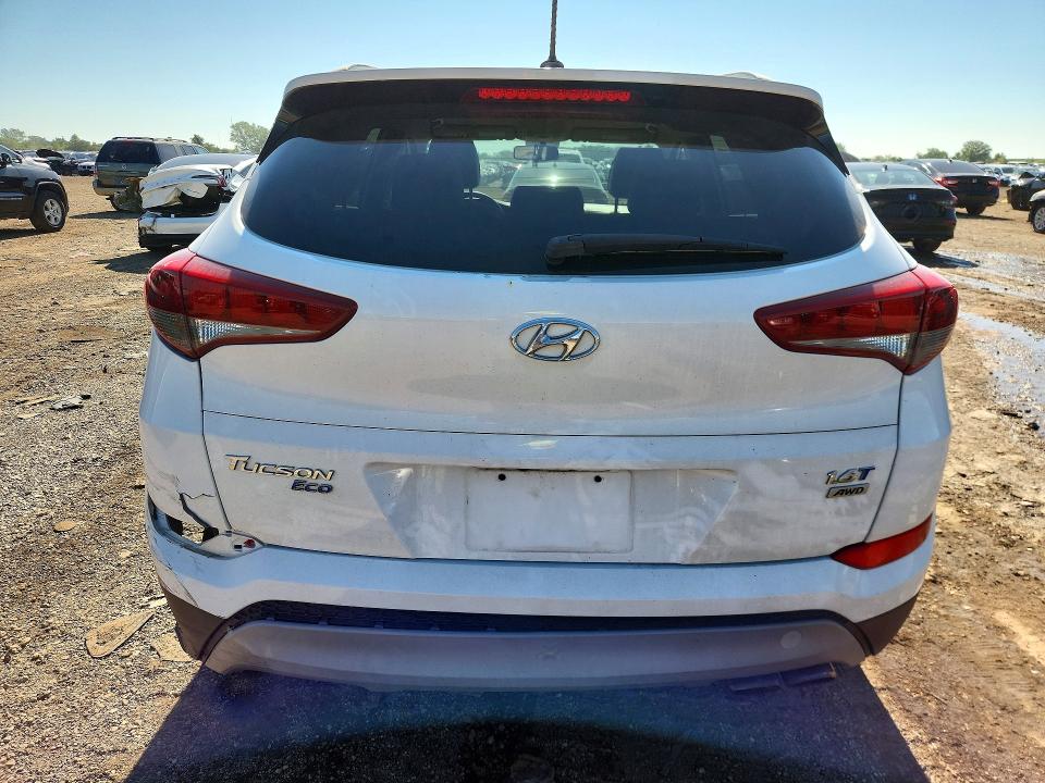 Photo 6 from auction – 2017 HYUNDAI TUCSON with VIN KM8J3CA29HU315554