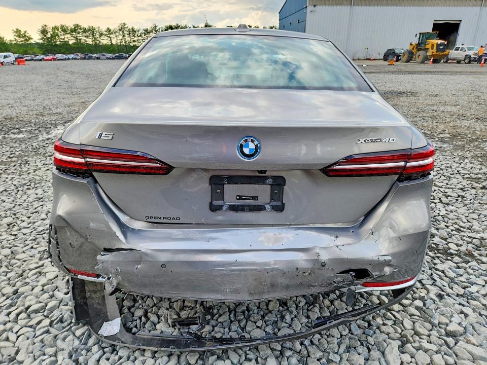 Photo 6 from auction – 2026 BMW I5 with VIN WBY33HG09TCW46860