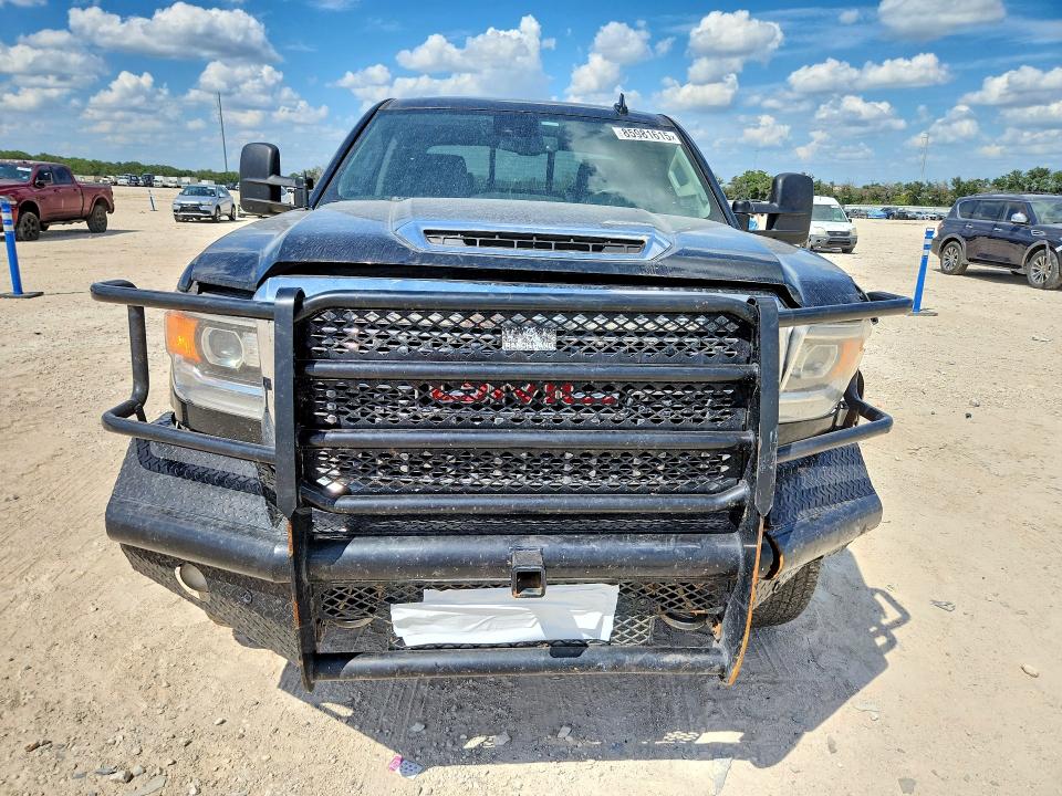 Photo 5 from auction – 2018 GMC SIERRA with VIN 1GT12UEY9JF245172