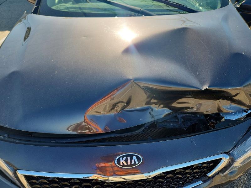 Photo 11 from auction – 2017 KIA FORTE with VIN 3KPFK4A75HE160370