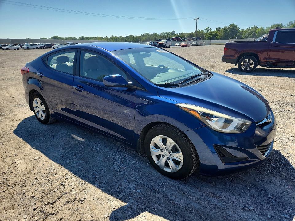 Photo 4 from auction – 2016 HYUNDAI ELANTRA with VIN 5NPDH4AEXGH758291