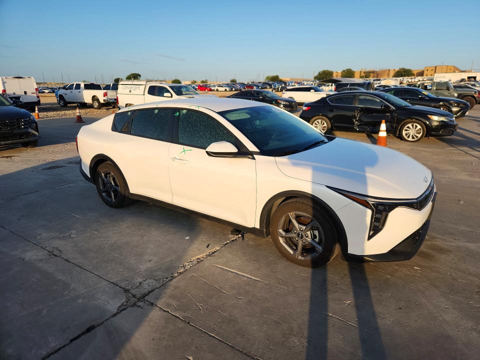 Zdjęcie 4 z aukcji – 2025 KIA K4 z VIN 3KPFT4DE2SE095217