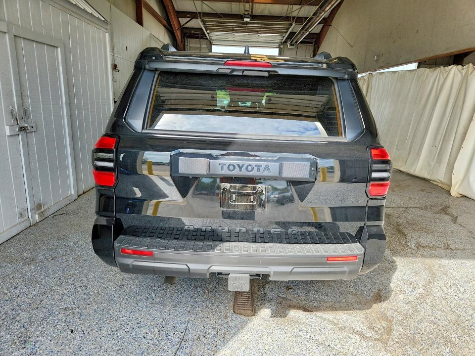 Photo 6 from auction – 2026 TOYOTA 4RUNNER with VIN JTEVA5BR1T5107962