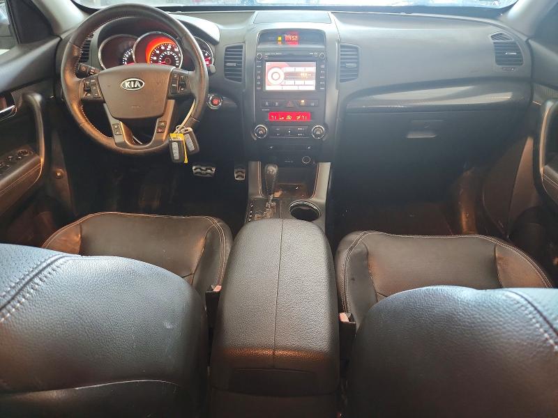 Photo 8 from auction – 2011 KIA SORENTO with VIN 5XYKWDA2XBG160298