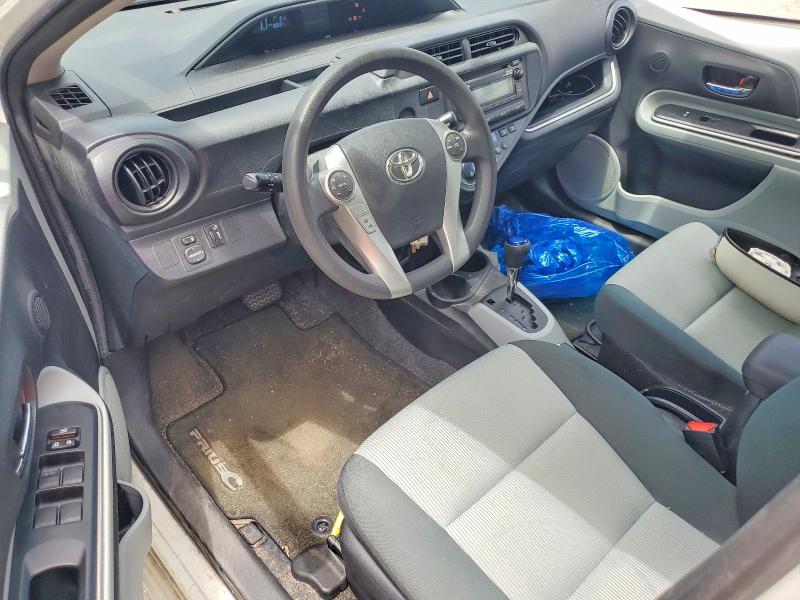 Photo 8 from auction – 2014 TOYOTA PRIUS C with VIN JTDKDTB39E1075335