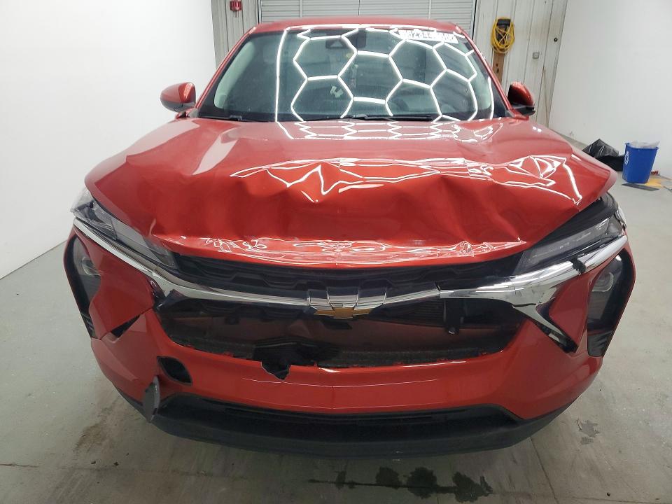 Photo 5 from auction – 2024 CHEVROLET TRAX with VIN KL77LFE26RC098088