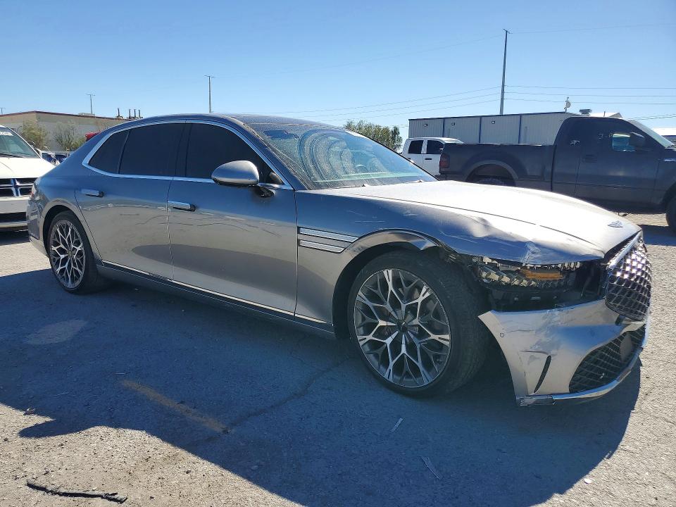 Foto 4 de la subasta – 2023 GENESIS G90 con VIN KMTFC4SD0PU030239
