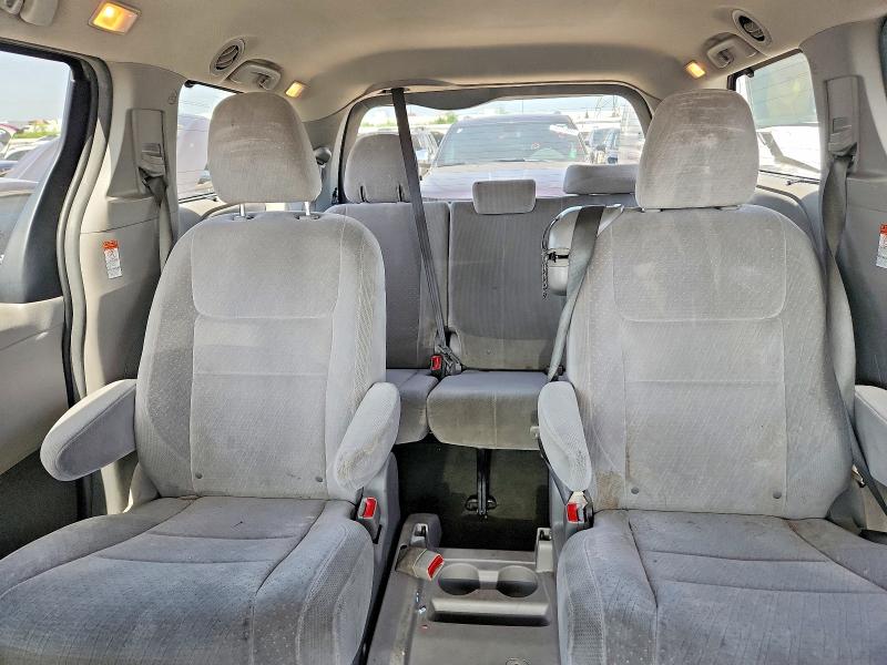 Photo 10 from auction – 2015 TOYOTA SIENNA with VIN 5TDKK3DCXFS613015