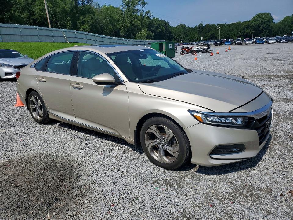 Photo 4 from auction – 2018 HONDA ACCORD with VIN 1HGCV1F48JA071068