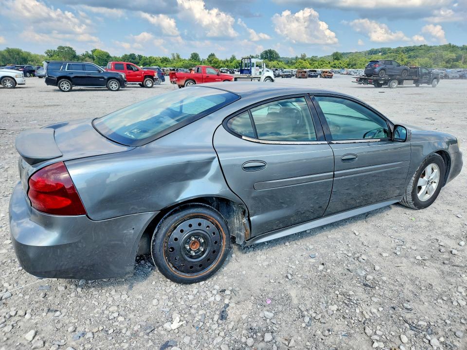 Photo 3 from auction – 2005 PONTIAC GRAND PRIX with VIN 2G2WP522651259464