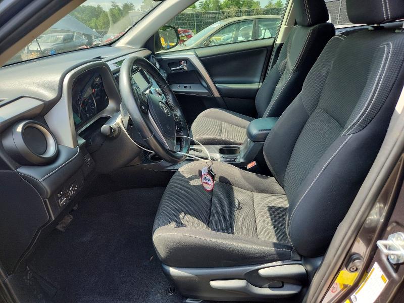 Photo 7 from auction – 2018 TOYOTA RAV4 with VIN JTMWFREV2JJ187528