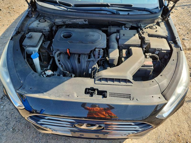Photo 11 from auction – 2018 HYUNDAI SONATA with VIN 5NPE24AF4JH598382
