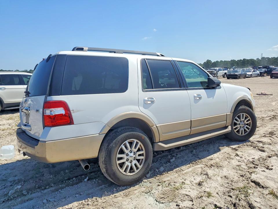 Photo 3 from auction – 2011 FORD EXPEDITION with VIN 1FMJU1H51BEF46404