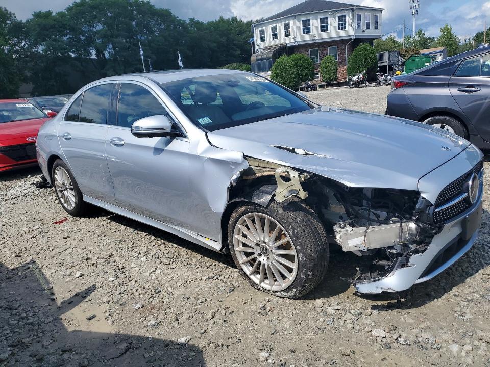 Photo 4 from auction – 2021 MERCEDES-BENZ E with VIN W1KZF8EBXMA909612