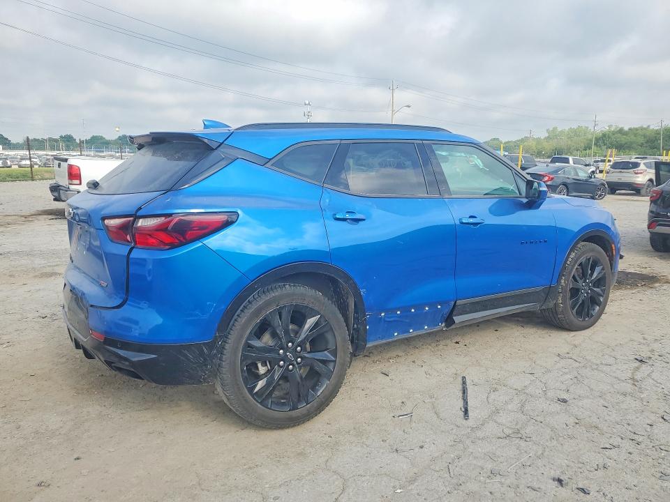 Photo 3 from auction – 2021 CHEVROLET BLAZER with VIN 3GNKBKRS7MS505168