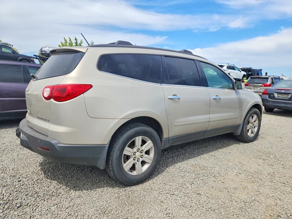 Photo 3 from auction – 2011 CHEVROLET TRAVERSE with VIN 1GNKVGED0BJ163797