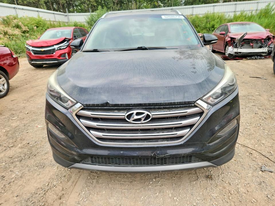 Zdjęcie 5 z aukcji – 2016 HYUNDAI TUCSON z VIN KM8J3CA22GU240470