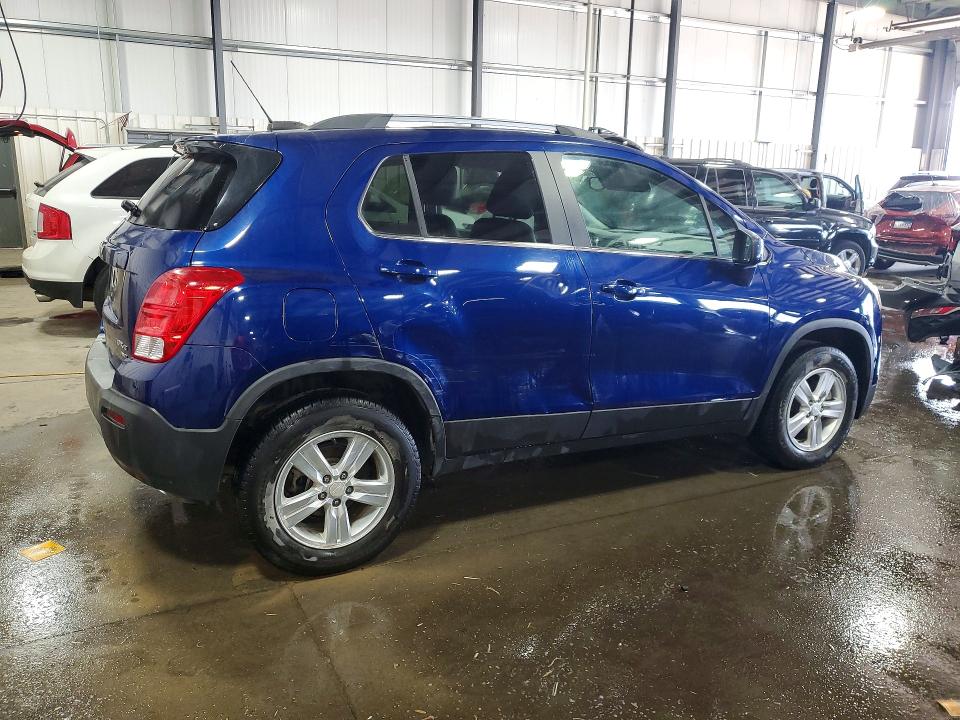 Photo 3 from auction – 2015 CHEVROLET TRAX with VIN 3GNCJRSB4FL231287