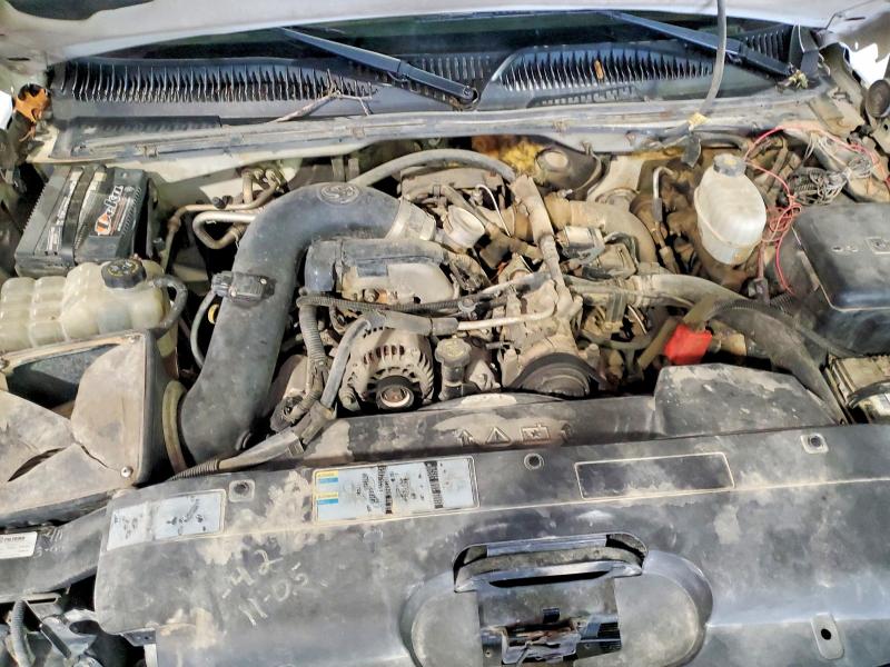 Photo 11 from auction – 2005 CHEVROLET SILVERADO with VIN 1GCHK23295F911342