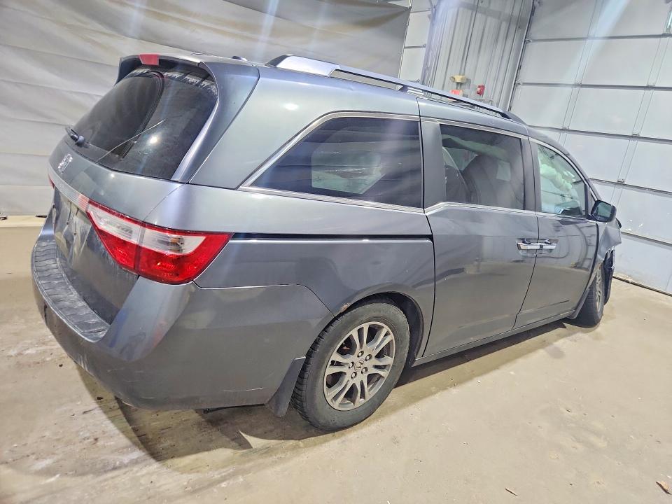 Photo 3 from auction – 2012 HONDA ODYSSEY with VIN 5FNRL5H63CB087550