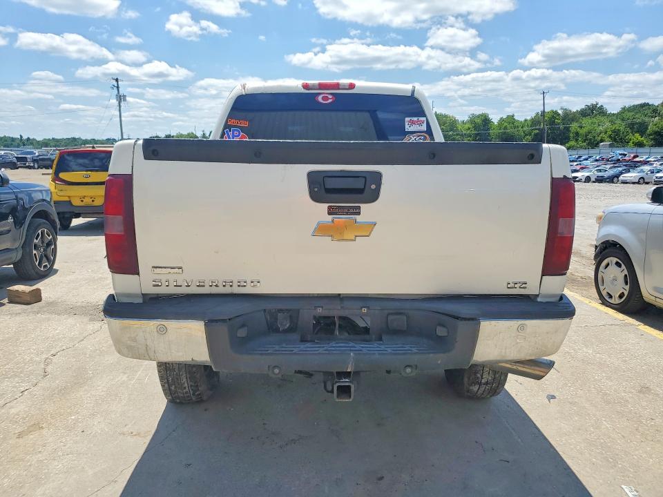 Photo 6 from auction – 2011 CHEVROLET SILVERADO with VIN 3GCPKTE3XBG317571
