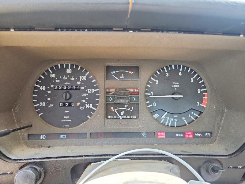 Photo 9 from auction – 1984 BMW 633 with VIN WBAEB8407E6996424