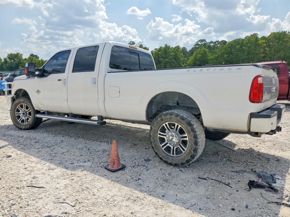 Снимка 2 от търг – 2014 FORD F350 с VIN 1FT8W3BT1EEB73823