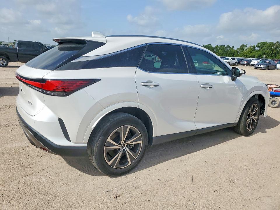 Photo 3 from auction – 2023 LEXUS RX 350 with VIN 2T2BAMBA5PC005337