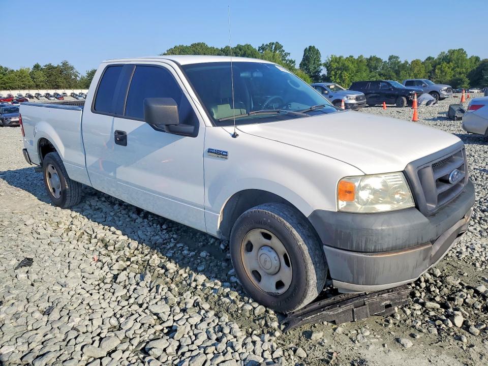 Photo 4 from auction – 2005 FORD F150 with VIN 1FTRX12W95NA18095