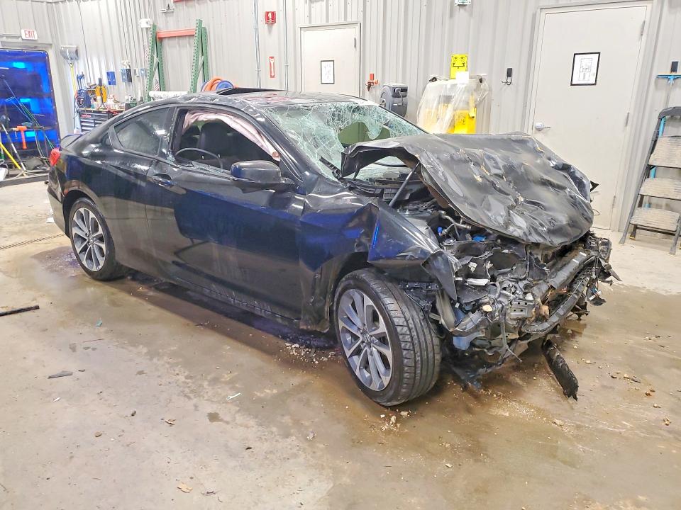 Снимка 4 от търг – 2015 HONDA ACCORD с VIN 1HGCT2A88FA009036