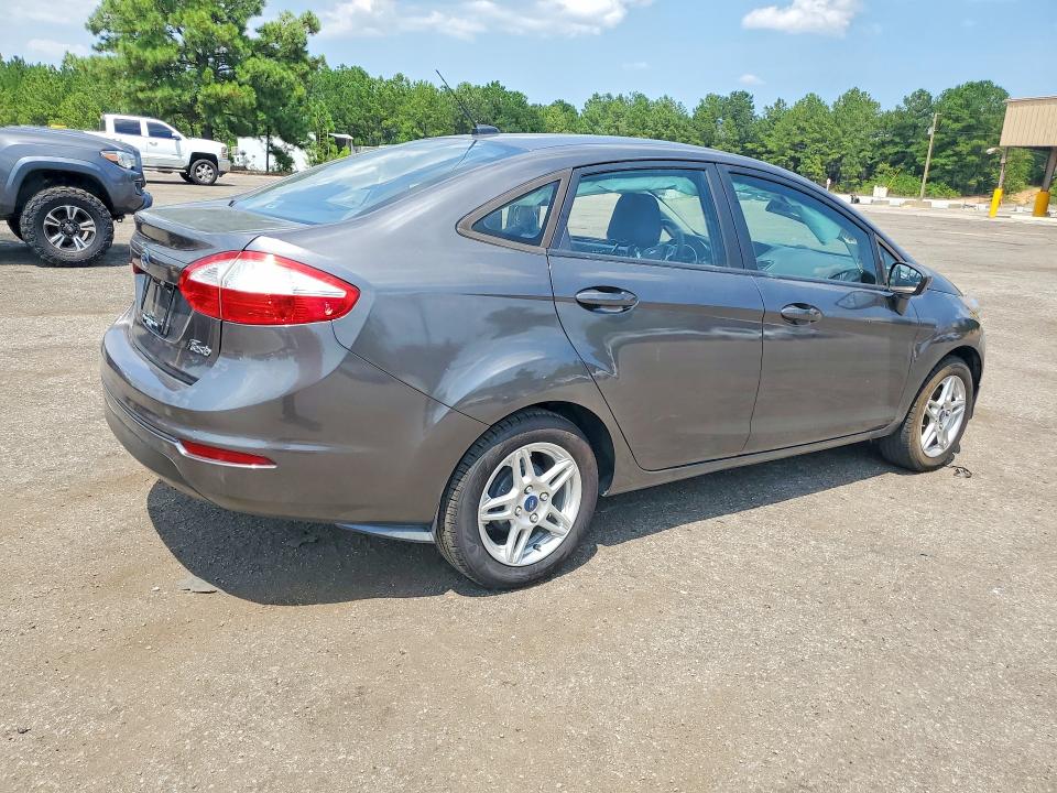 Photo 3 from auction – 2019 FORD FIESTA with VIN 3FADP4BJ0KM129338