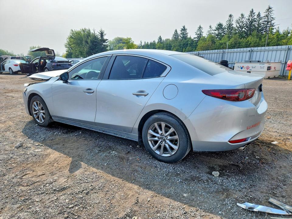 Photo 2 from auction – 2019 MAZDA 3 with VIN 3MZBPAB70KM104358