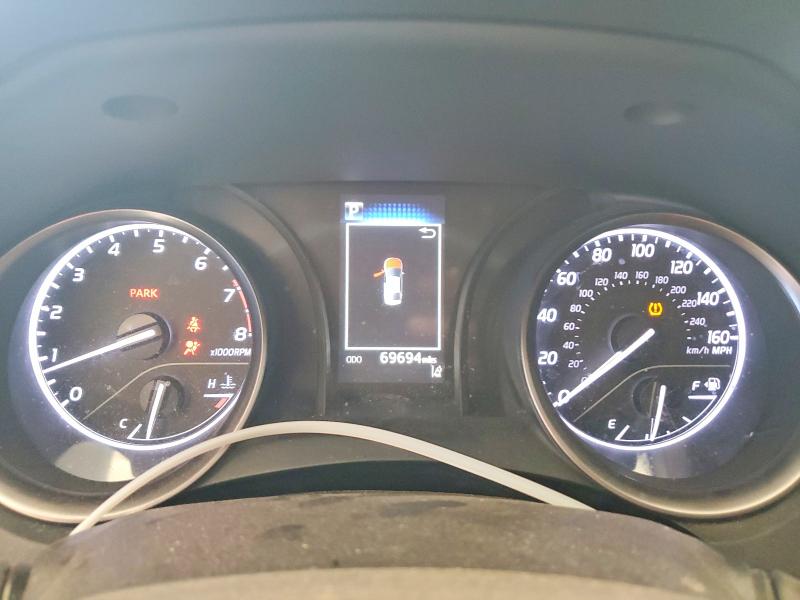 Photo 9 from auction – 2022 TOYOTA CAMRY with VIN 4T1G11AK8NU686236