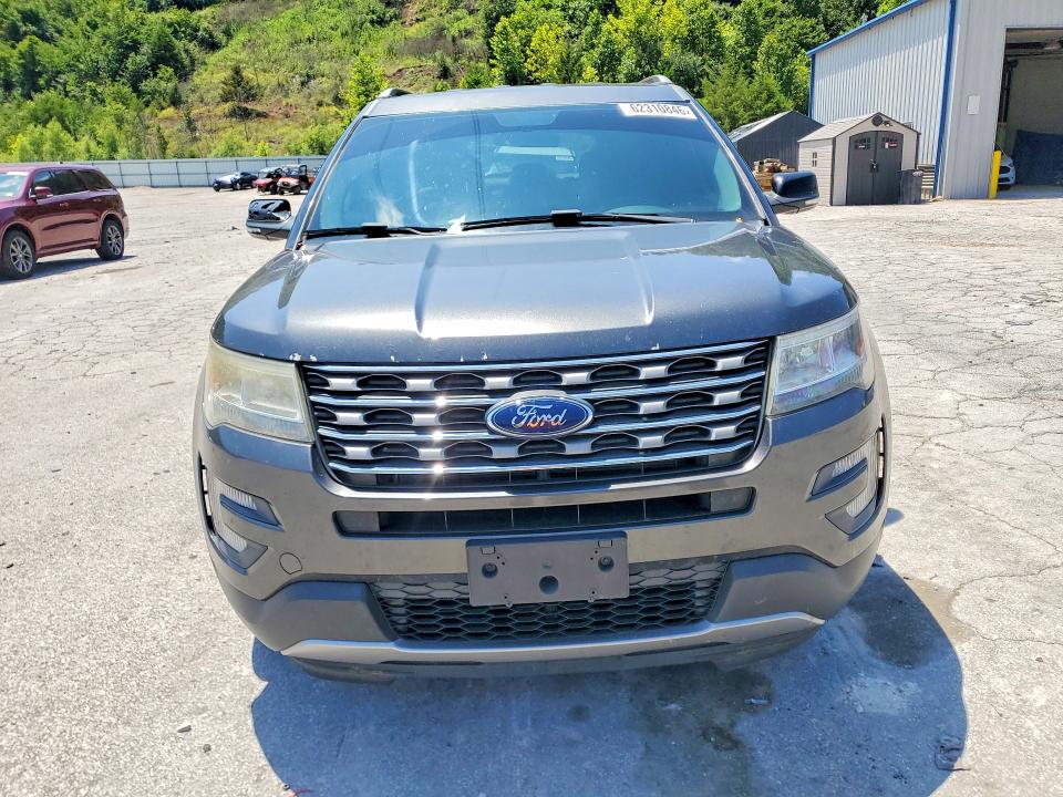 Photo 5 from auction – 2017 FORD EXPLORER with VIN 1FM5K8D82HGD11152