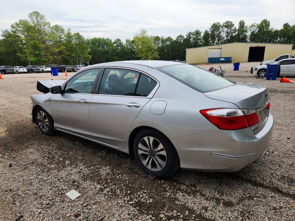 Photo 2 from auction – 2015 HONDA ACCORD with VIN 1HGCR2F32FA196334