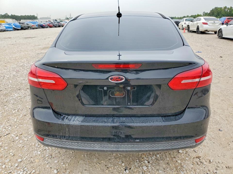 Photo 6 from auction – 2018 FORD FOCUS with VIN 1FADP3FE3JL241199