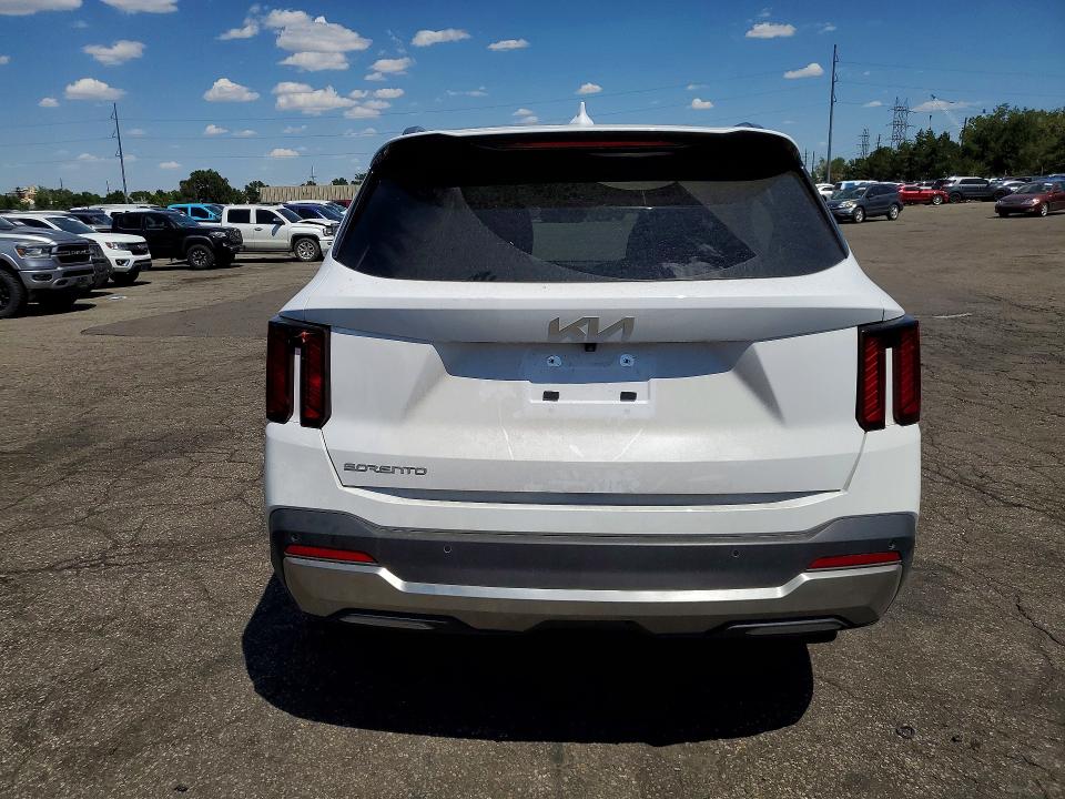 Photo 6 from auction – 2025 KIA SORENTO with VIN 5XYRH4JF3SG375467
