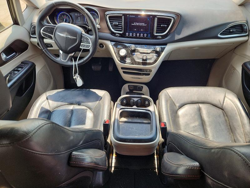 Photo 8 from auction – 2018 CHRYSLER PACIFICA with VIN 2C4RC1BG1JR217207