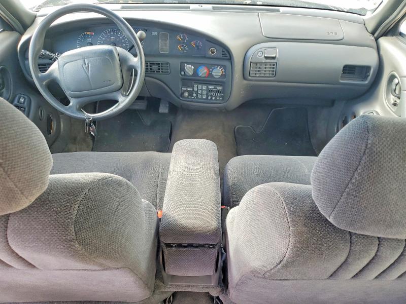 Photo 8 from auction – 1999 PONTIAC BONNEVILLE with VIN 1G2HX52K0XH249618