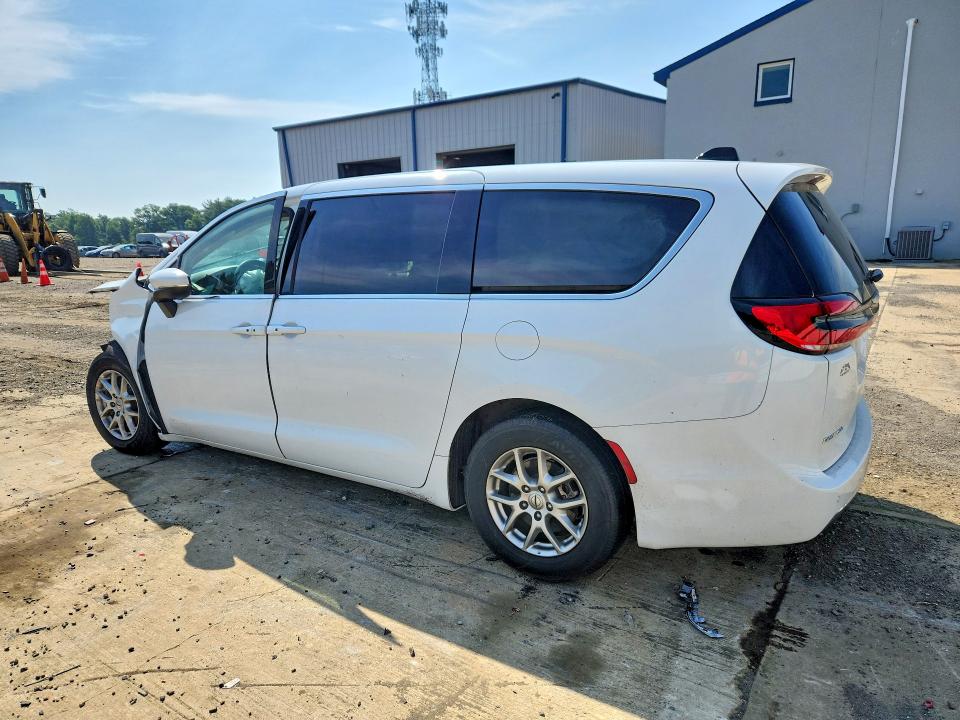 Foto 2 de la subasta – 2023 CHRYSLER PACIFICA con VIN 2C4RC1BG8PR607598
