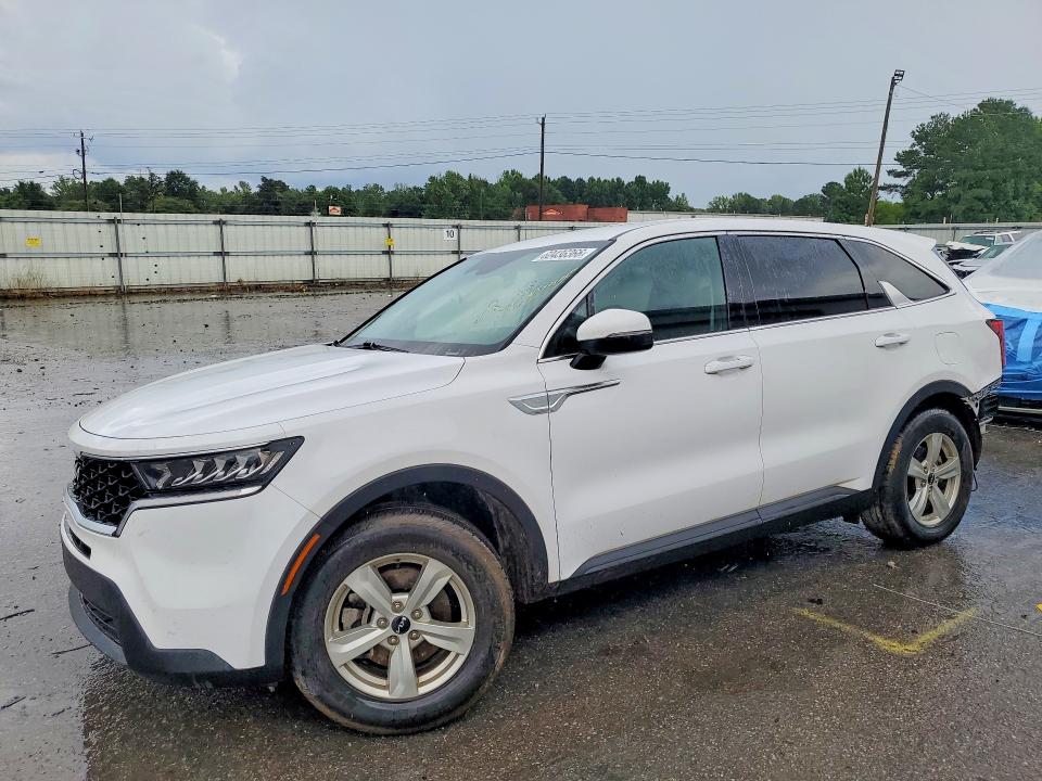 KIA SORENTO 2023 with VIN 5XYRG4LC3PG171569 - Photo from auction