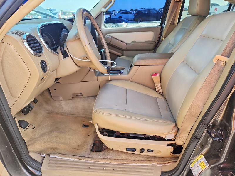 Photo 7 from auction – 2007 FORD EXPLORER with VIN 1FMEU64E57UA72958