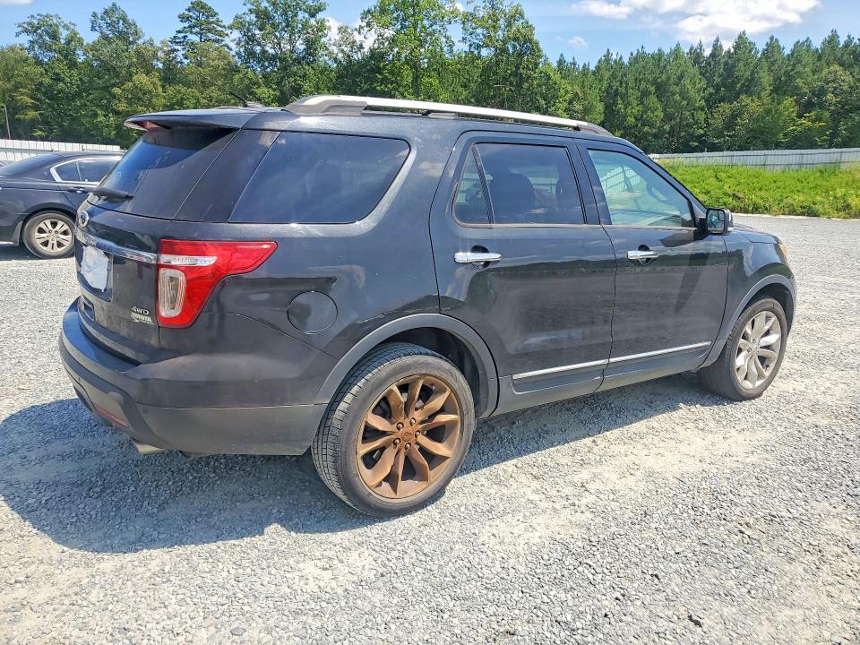 Photo 3 from auction – 2013 FORD EXPLORER with VIN 1FM5K8D87DGB96087