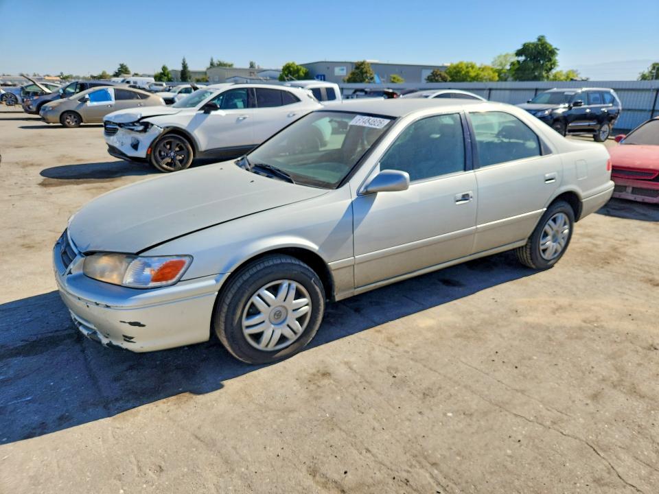 TOYOTA CAMRY 2000 with VIN 4T1BF22K4YU100720 - Photo from auction