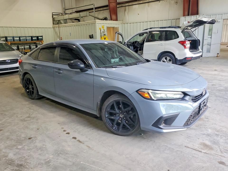 Photo 4 from auction – 2023 HONDA CIVIC with VIN 2HGFE2F54PH506075
