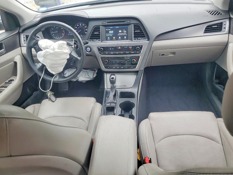 Photo 8 from auction – 2017 HYUNDAI SONATA with VIN 5NPE34AF8HH460187